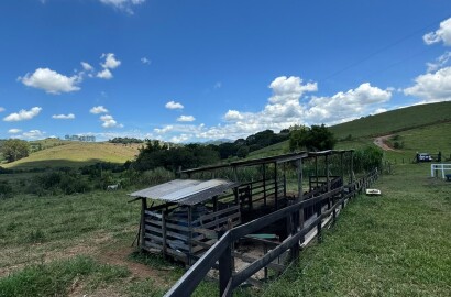 Sítio para venda em Dom Viçoso MG