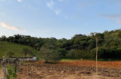 Sítio para venda em Dom Viçoso MG