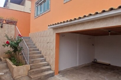 Casa para venda em São Lourenço Mg.