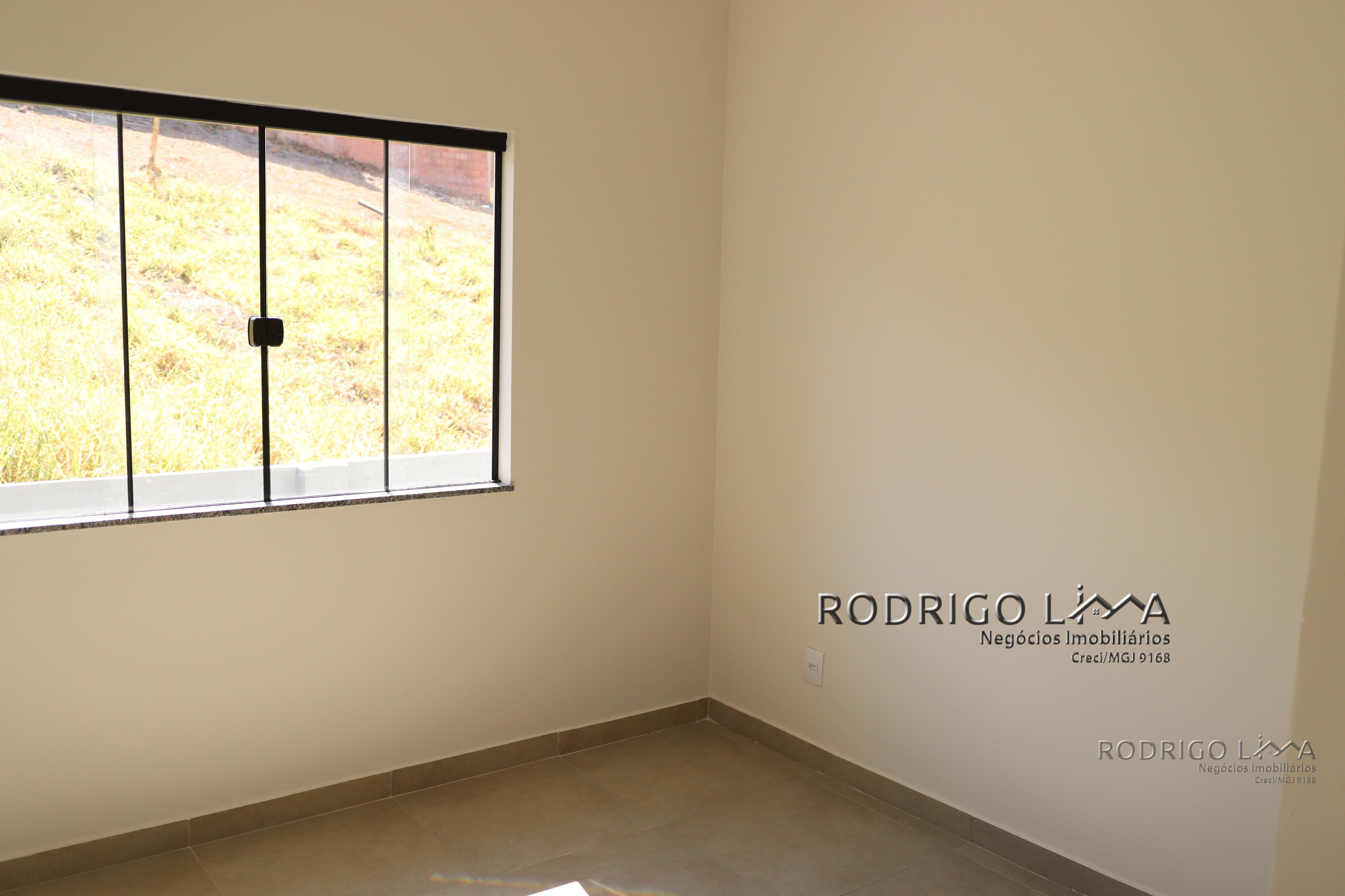 Linda casa para venda em São Lourenço - MG.