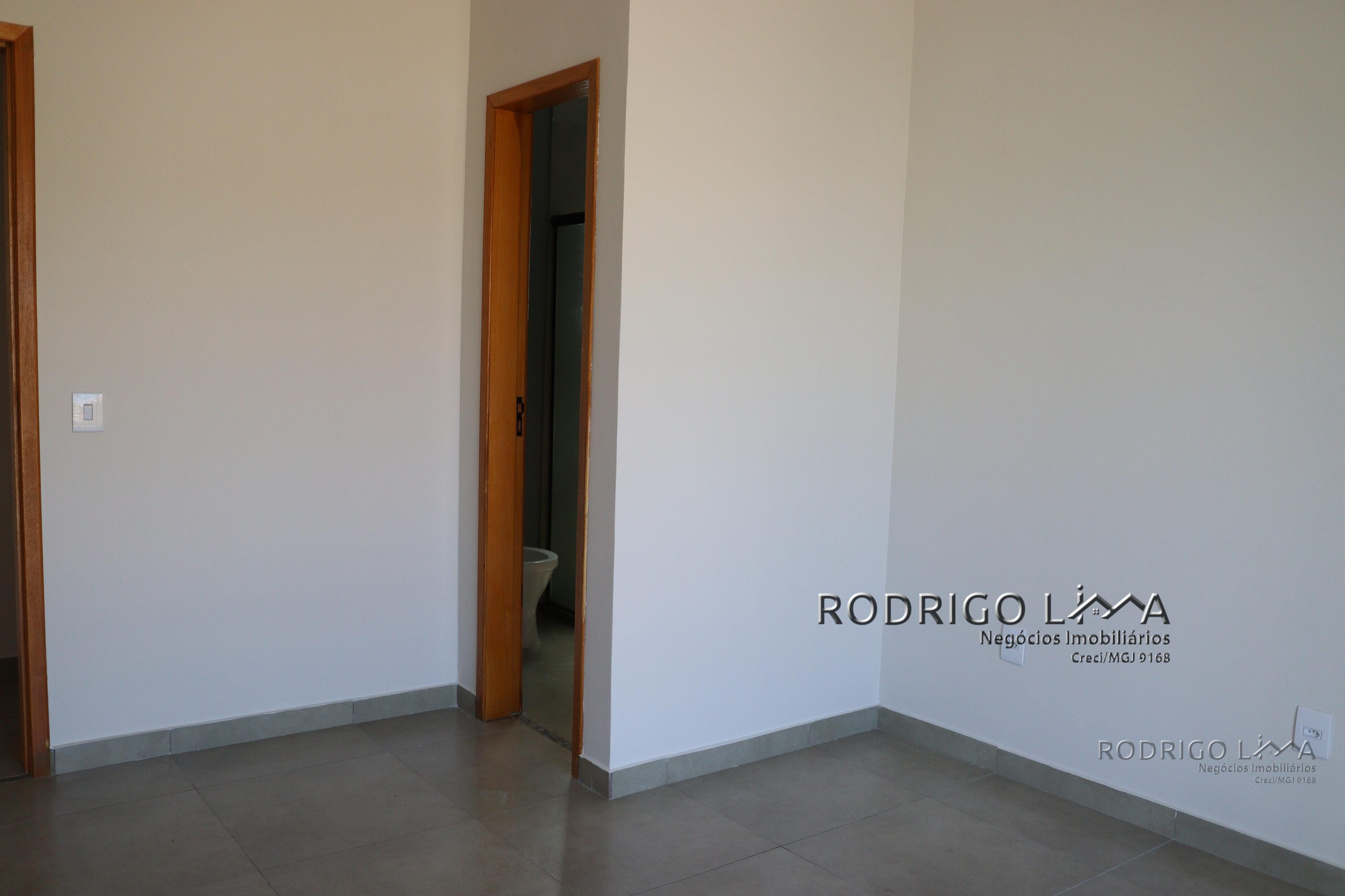 Linda casa para venda em São Lourenço - MG.