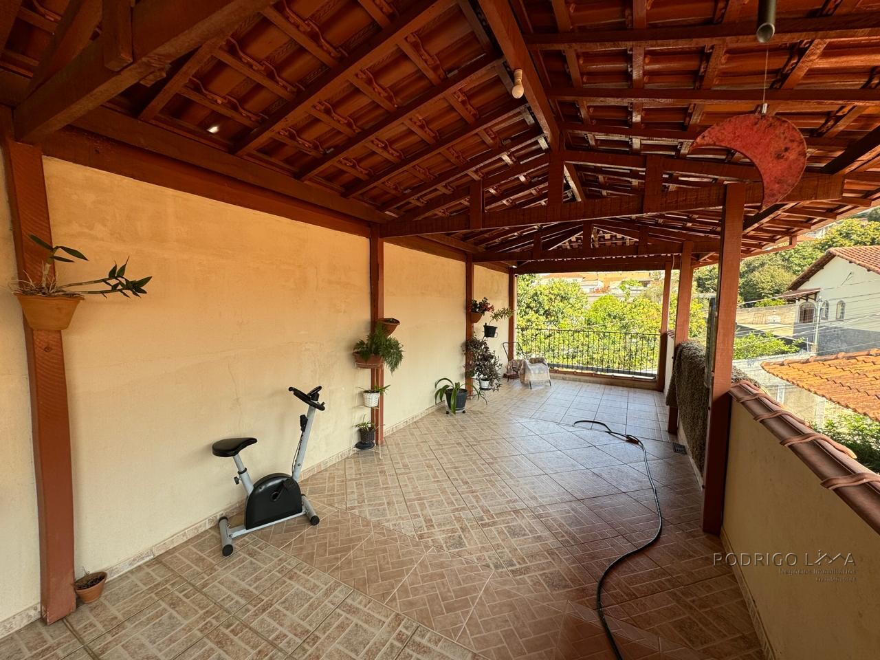 Linda casa para venda em São Lourenço MG