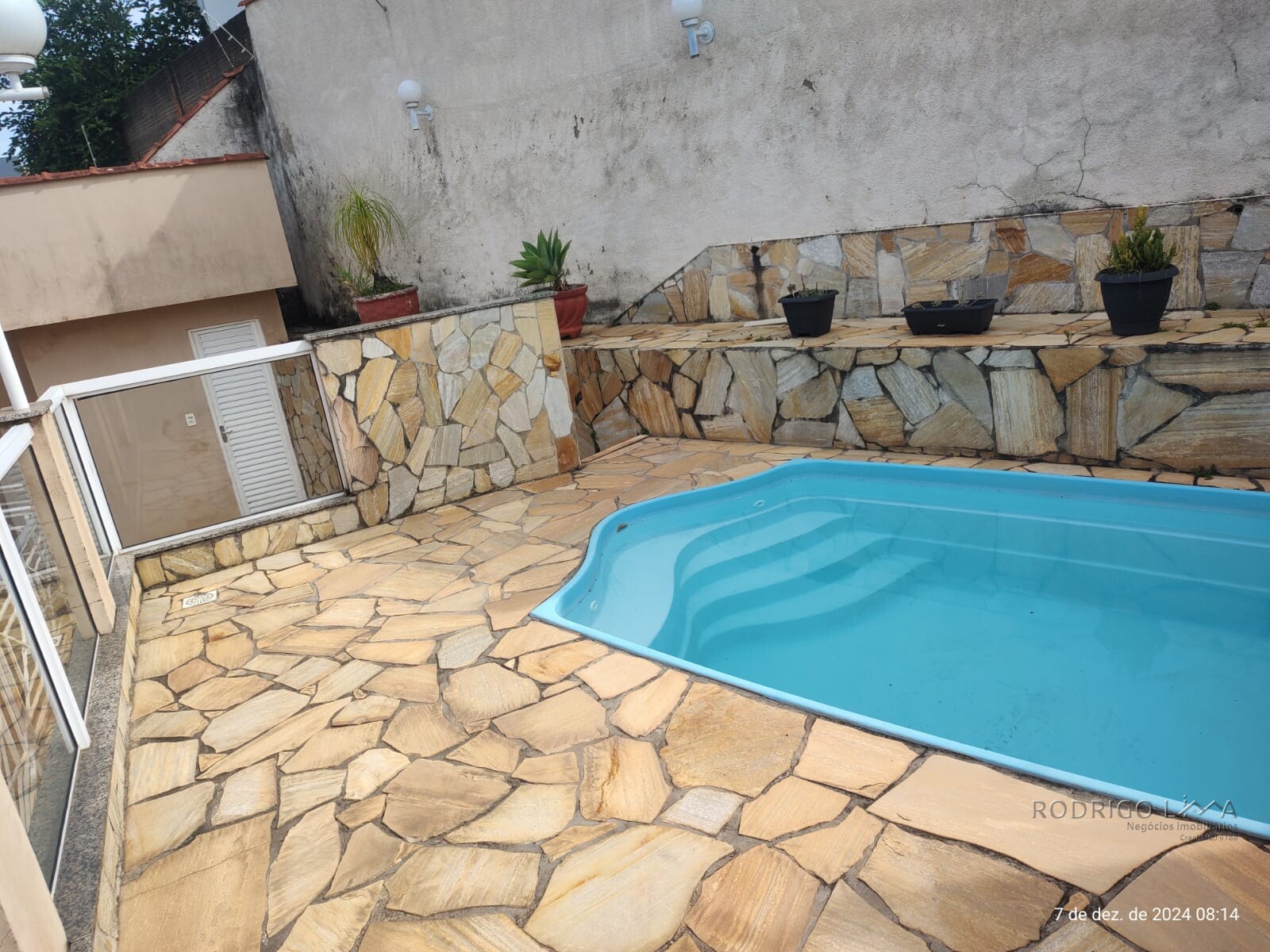 Lindo sobrado para venda em São Lourenço MG