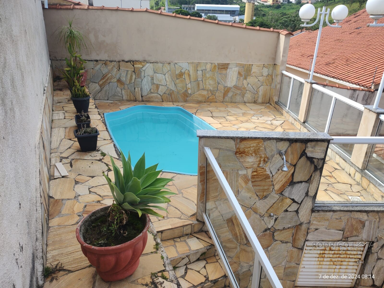 Lindo sobrado para venda em São Lourenço MG