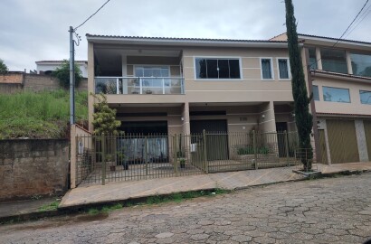Lindo sobrado para venda em São Lourenço MG