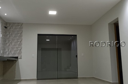 Lindo sobrado de esquina para venda em São Lourenço - MG.