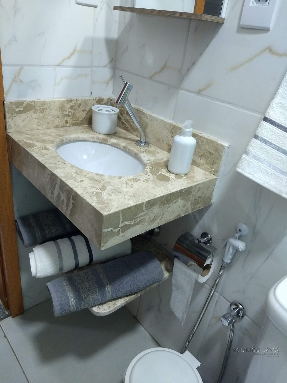 Apartamento mobiliado para locação em São Lourenço MG