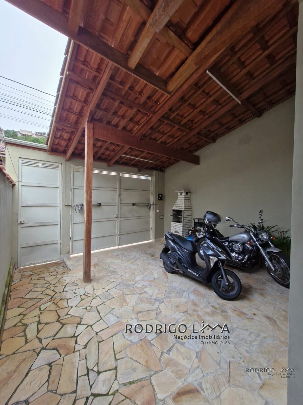 Linda casa para locação em São Lourenço MG