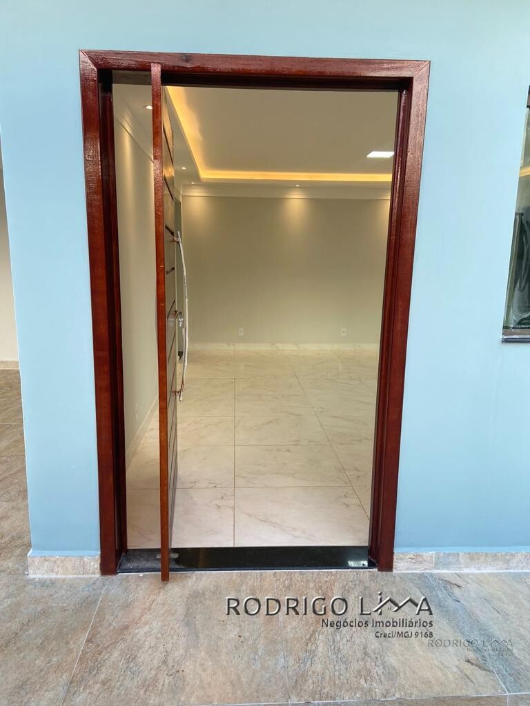 Linda casa para locação em São Lourenço MG