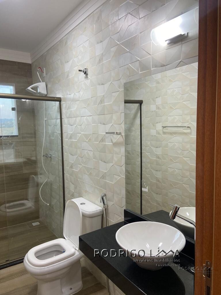 Linda casa para locação em São Lourenço MG