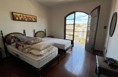 Casa de alto padrão para venda em São Lourenço MG