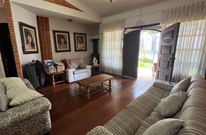 Casa de alto padrão para venda em São Lourenço MG