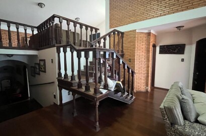 Casa de alto padrão para venda em São Lourenço MG