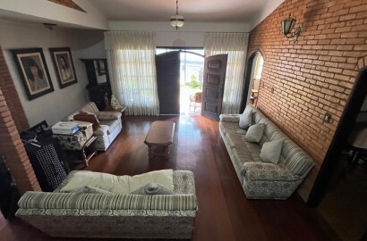 Casa de alto padrão para venda em São Lourenço MG