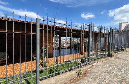 Casa de alto padrão para venda em São Lourenço MG