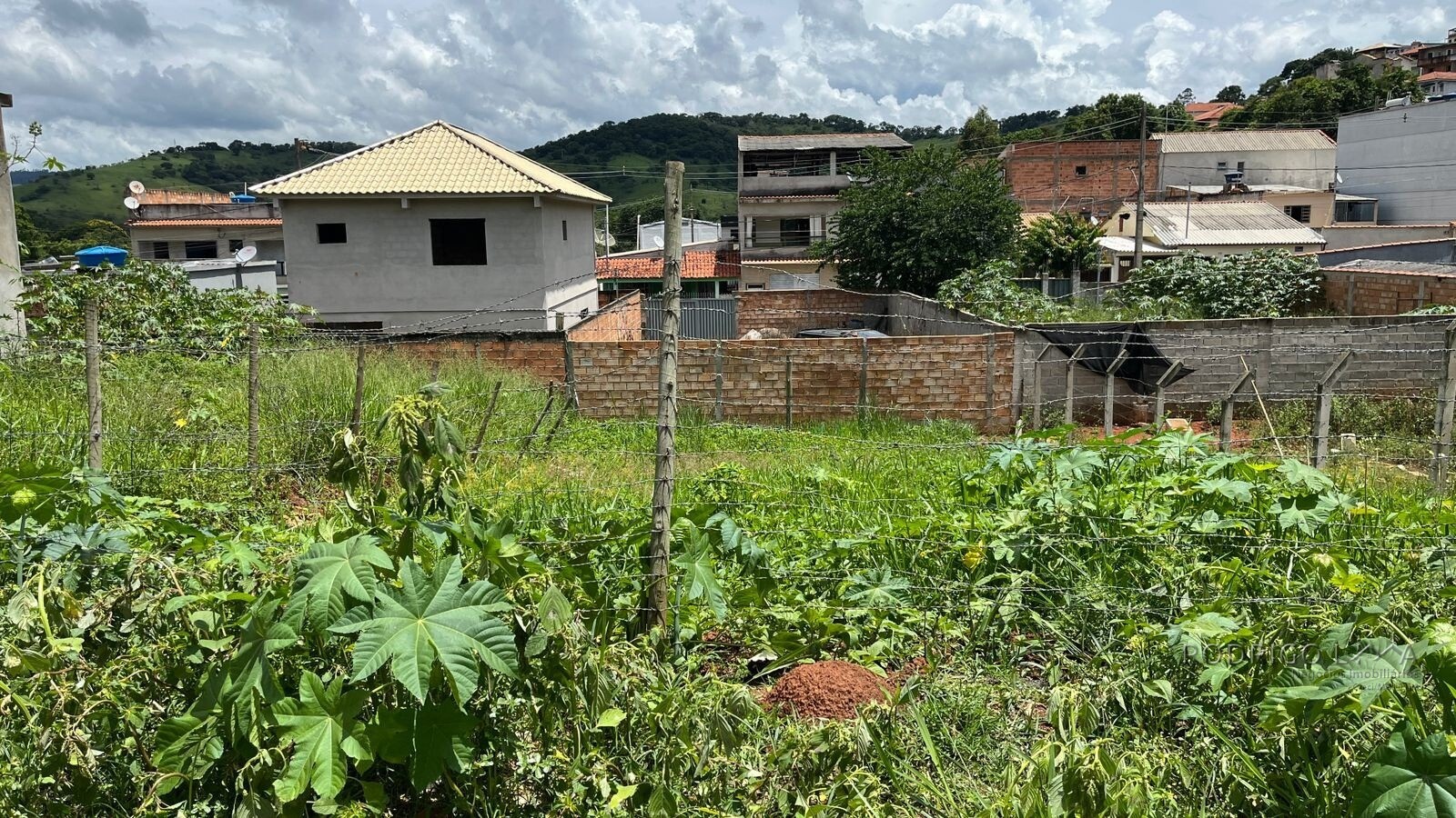 Lote para venda em São Lourenço MG