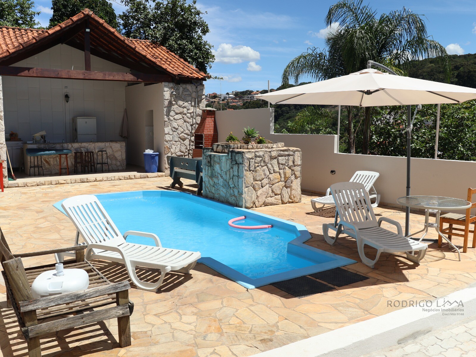 Linda pousada para venda em São Lourenço MG